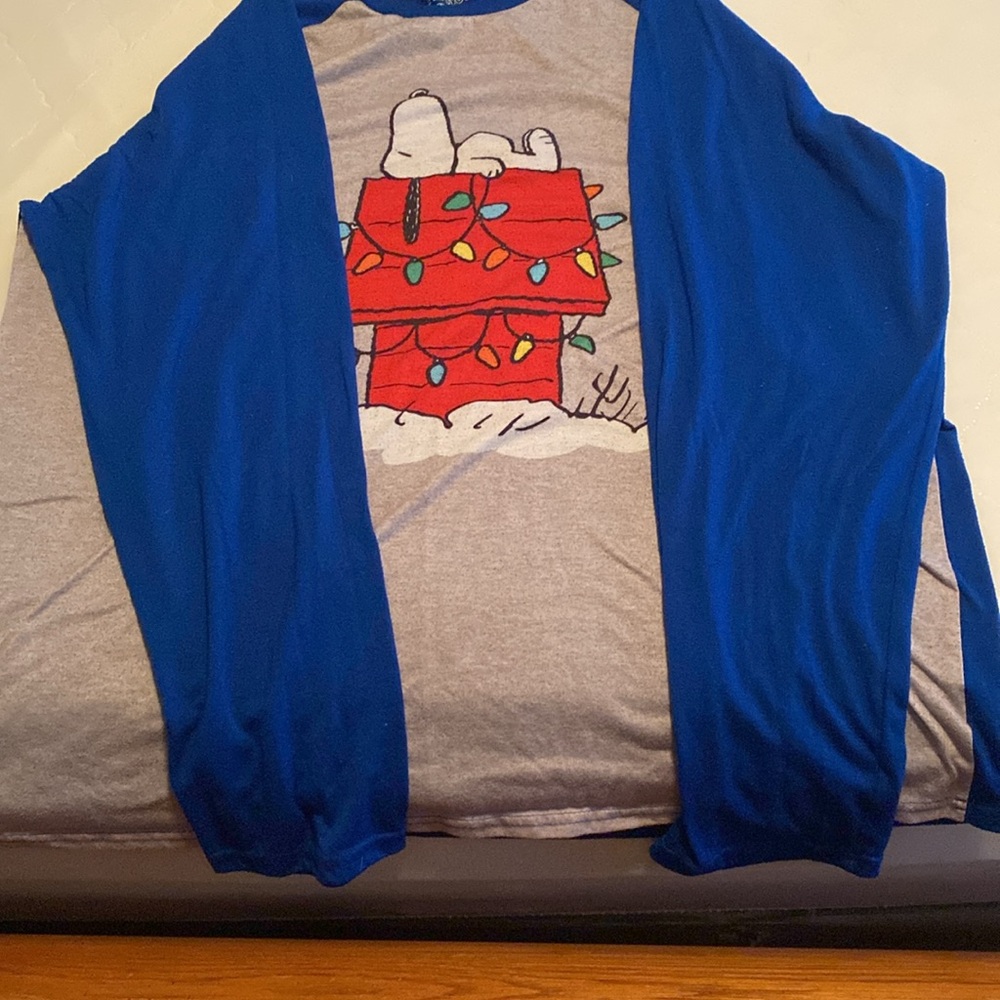 Snoopy Christmas Raglan Tee - Picture 2 of 3